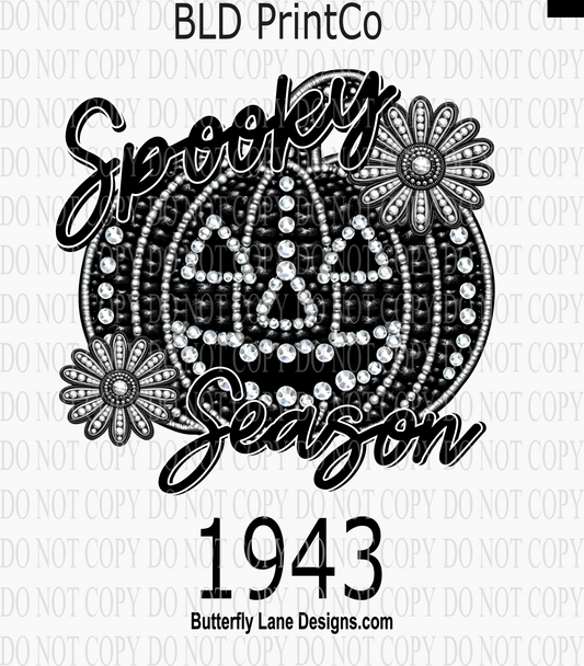 D1943 Spooky Season Bling black pumpkin