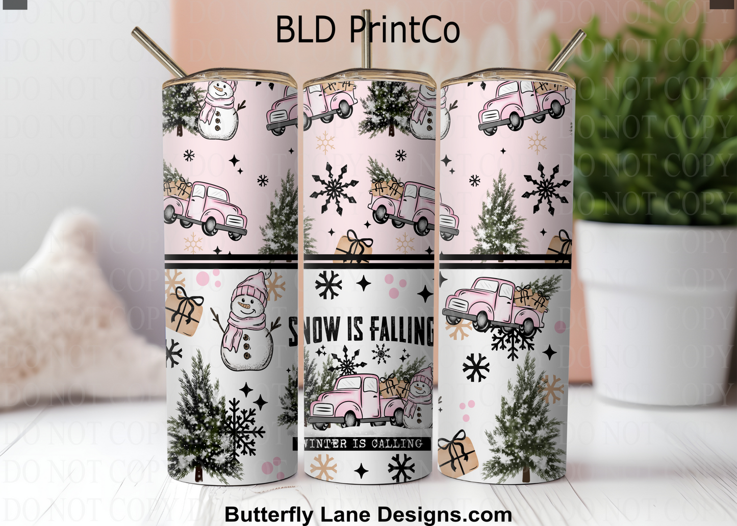 W920 Snow is falling_Winter is calling